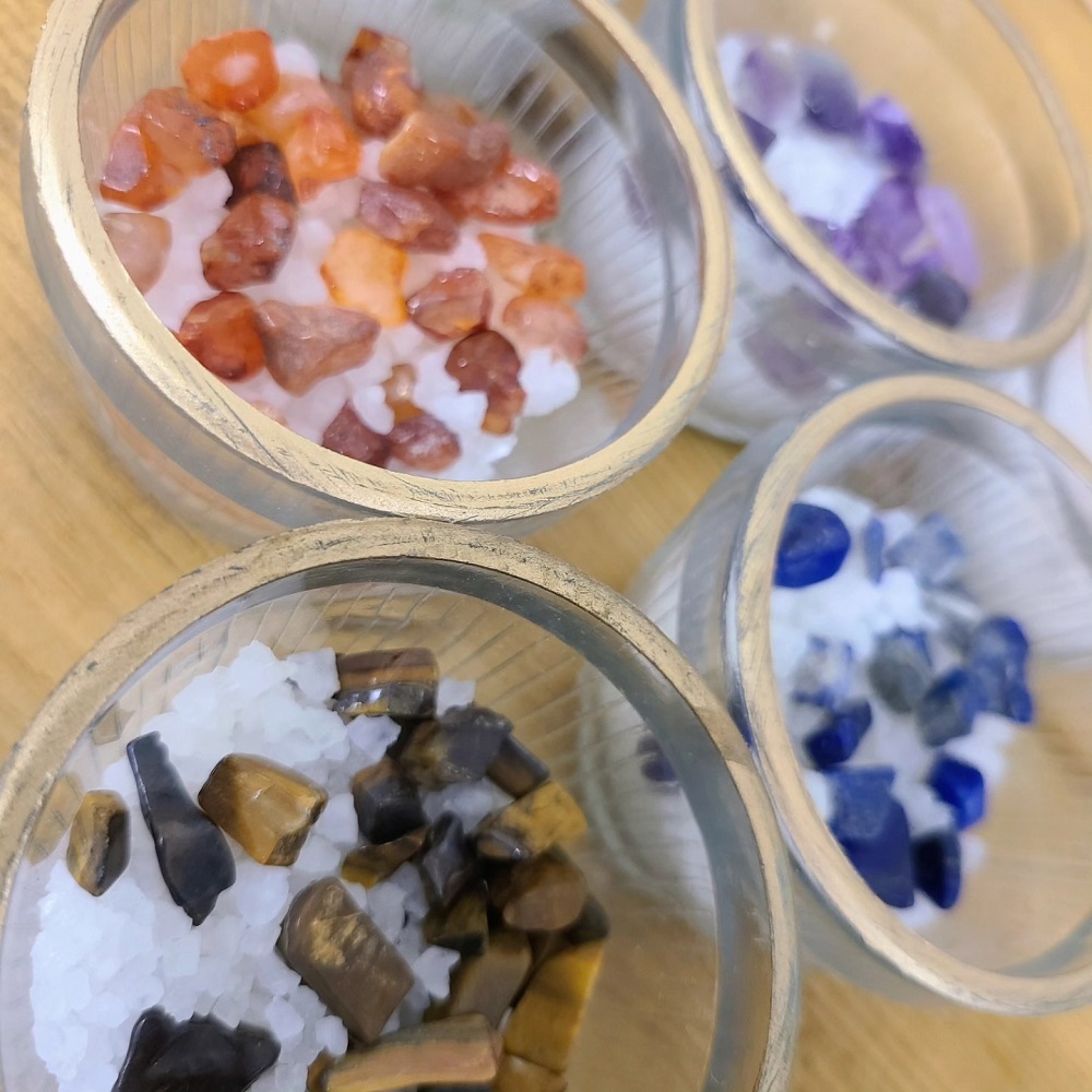 mineral bathing infusions